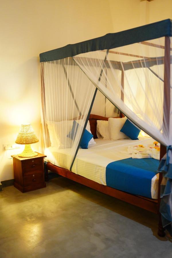 Ronaya Surf Waves Villa Dikwella Ngoại thất bức ảnh