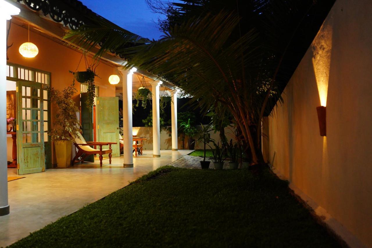 Ronaya Surf Waves Villa Dikwella Ngoại thất bức ảnh