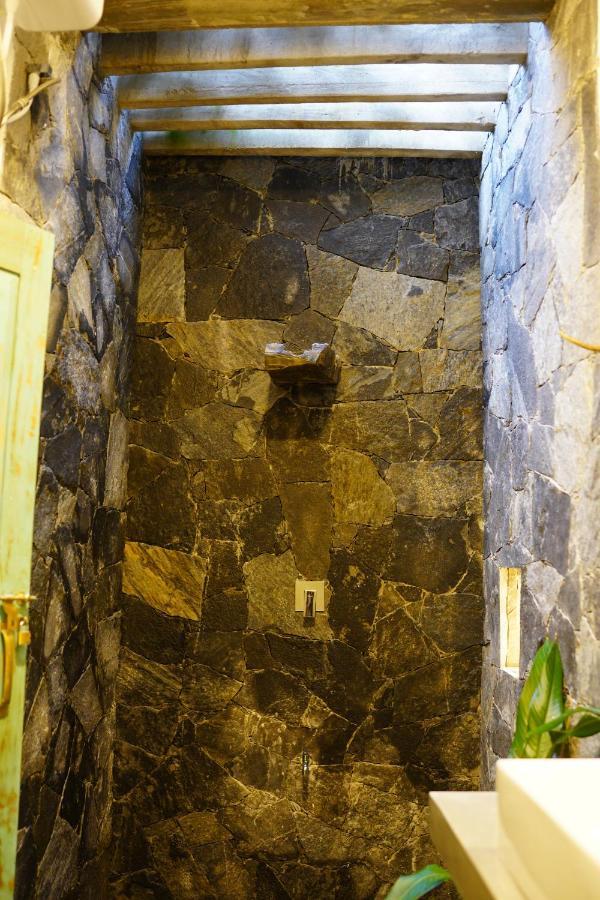 Ronaya Surf Waves Villa Dikwella Ngoại thất bức ảnh
