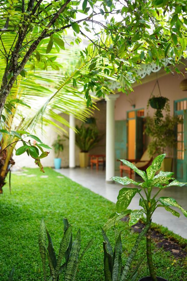 Ronaya Surf Waves Villa Dikwella Ngoại thất bức ảnh