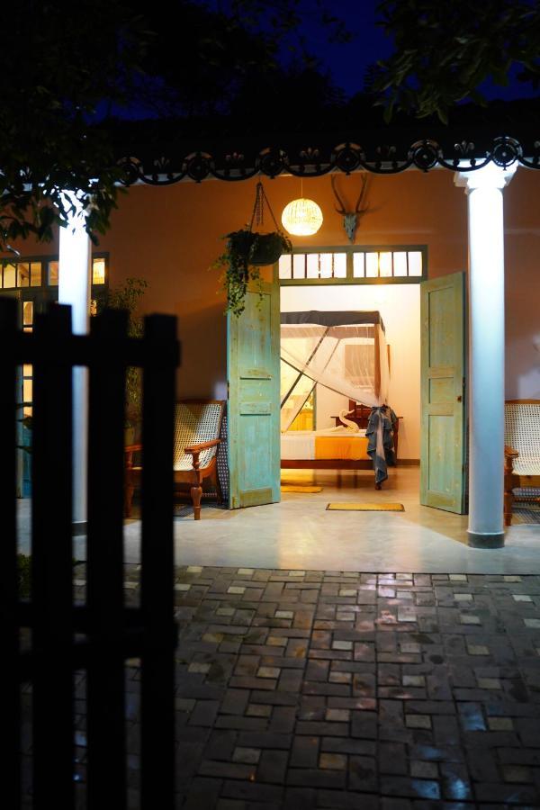 Ronaya Surf Waves Villa Dikwella Ngoại thất bức ảnh