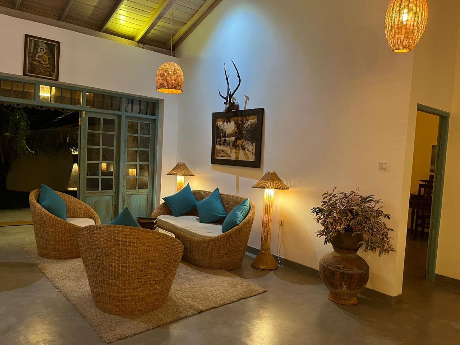 Ronaya Surf Waves Villa Dikwella Ngoại thất bức ảnh